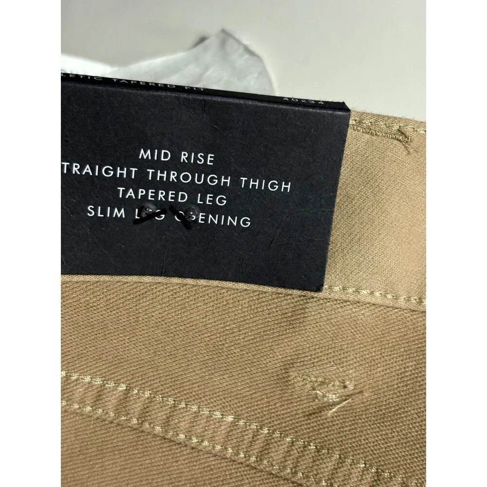 Banana Republic Men’s Travelers Athletic‎ Tapered Fit 40x34 NWT